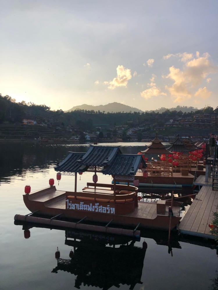 ท่าเรือบ้านรักไทย แม่ฮ่องสอน